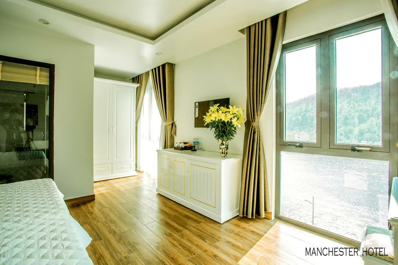 Manchester Hotel Hạ Long Extérieur photo